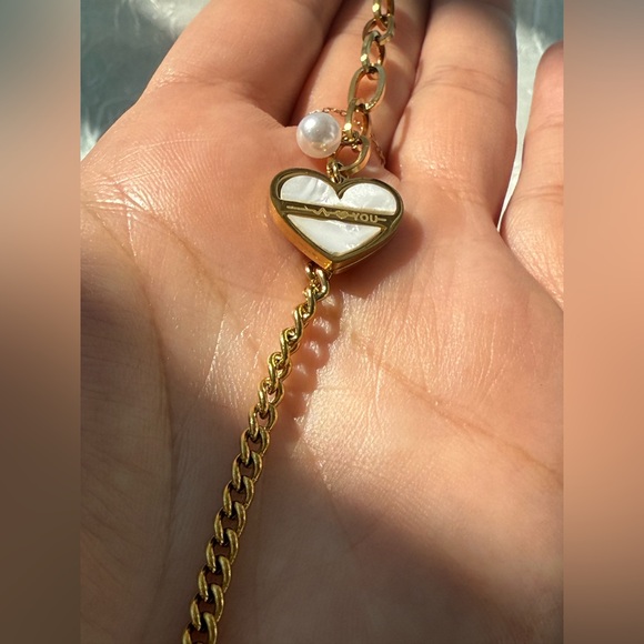 Heart and Pearl Bracelet Gold 18K plated Stainless Steel - Picture 3 of 10